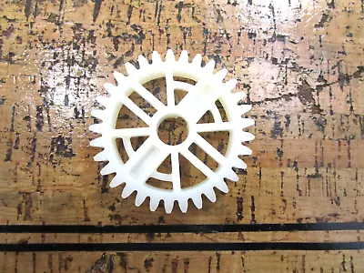 *NEW OEM* 0750 Volvo Penta GEAR 858526 • $32