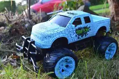 Off Road Beast MaxMonster Truck 1/16 Rechargeable Radio Remote Control RC Car • £15.99