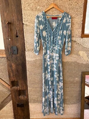 $69 • Buy Tigerlily Maxi Dress Sonisay Size 8 Blue Flower Print