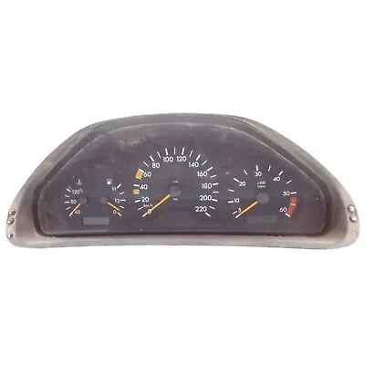 Mercedes-Benz E W210 1997 Speedometer (Instrument Cluster) 2105400548 • $149.99