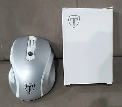 NEW IN BOX VicTsing MM057 2.4G Mobile Wireless Optical Mouse - Silver • $13.99