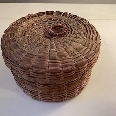 Vintage Maine Indian Basket  Dyed Red 1960’s • $16