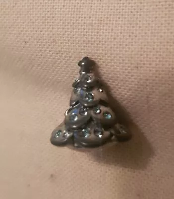 Disney Chamilia Christmas Tree Charm • £15