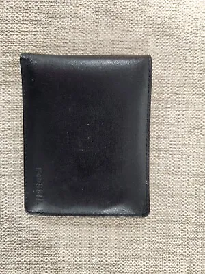 Fossil Mens Leather Bifold Wallet • $28.99