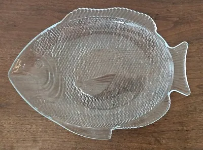 Vintage Glass Fish Shaped Platter Clear Serving Dish Plate Party Picnic Dinner • $16
