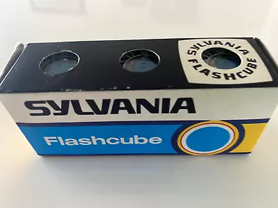 $5 • Buy Vintage Sylvania Blue Dot FLASHCUBES (Flash Cubes) Original Pack 3 Cubes