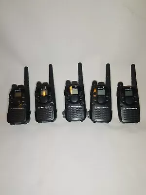 **PARTS ONLY** Motorola Spirit GT Walkie Talkie Two Way Radio 4 Belt Clips P.C • $59.99