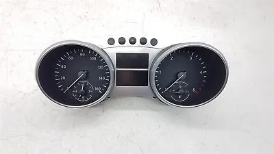 2011 Mercedes-benz Ml350 W164 Speedometer Instrument Cluster A2519003300 • $69.94