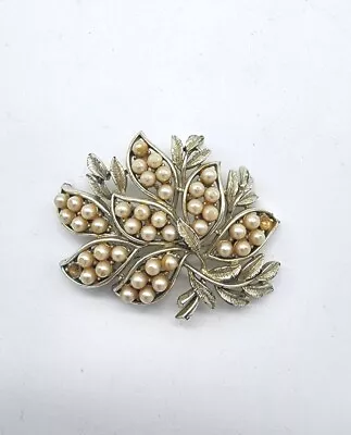 Vintage Silver Tone Coro Signed Pearl Leaf Tree Brooch Pin Jewelry • $10.99