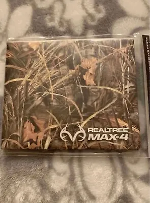 RealTree  Camo Outdoor Tyvek Paper Wallet Max-4 Slim Mens Bifold Wallet • $10