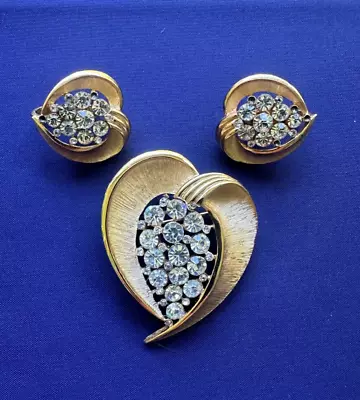 Vintage Crown Trifari Gold Tone Heart Rhinestone Brooch & Earrings • $8.50