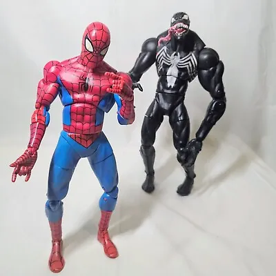 Spiderman And Venom Lot Deluxe Figure Toybiz Marvel Comics 12  VINTAGE 2005 • $50