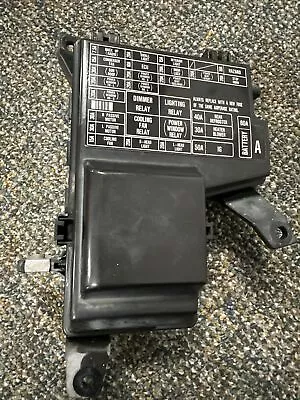 1990-1991 HONDA ACCORD Engine Fusebox FUSE BOX OEM D21 D24 • $50