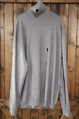 Linea Uomo Turtleneck Sweater • $18.50