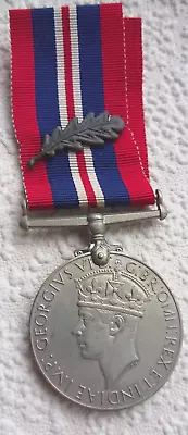 WW2 UK COMMONWEALTH  WAR MEDAL 1939-45 With 'Mentioned In Dispatches' Oak Leaf • £25