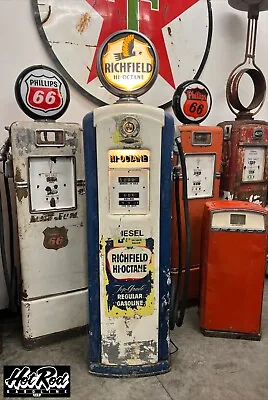 1940's RICHFIELD GASOLINE Bennett 646 Gas Pump • $3900