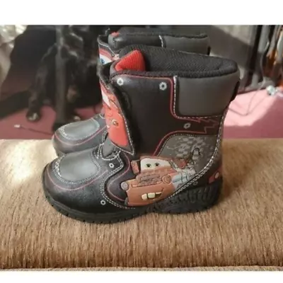 COPY - Disney CARS Snow Boots With Mater And Lightning McQueen Kids Sz 9 • $13.20