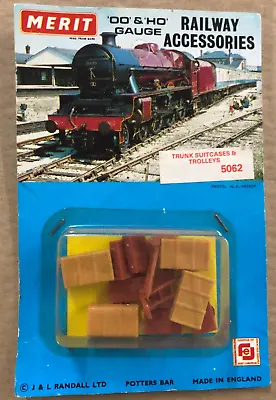 Vintage Merit Railway Oo & Ho Gauge Accessories -5062-trunk Suitcases & Trolleys • £4.99