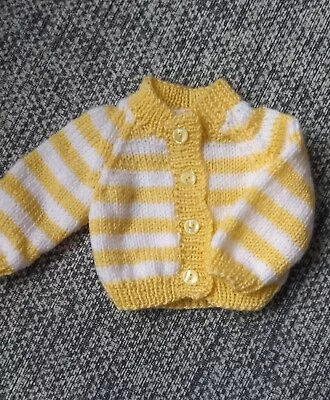 Hand Knitted Baby Cardigan • £6