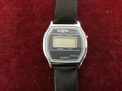N52 Quartz Maxim Wrist Watch • $5.41