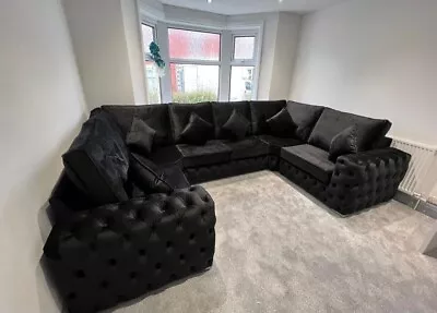 U-shape  | Ashton Chesterfield High Back Corner Sofa Black Plush Velvet  • £1799.99