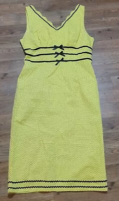 Bettie Page Las Vegas Yellow Polka Dot Wiggle Dress Stretch Cotton Size XXL • $38.50