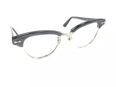 Universal Vintage Gray Silver Cat Eye Eyeglasses Frames 44-18 140 Designer Women • $129.99