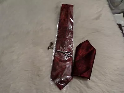 £7.99 • Buy Man's Deep Red Tie, Hanky, Cuff Links & Tie Pin Set, New