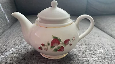 Vintage Teleflora Porcelain Strawberry Teapot • $20