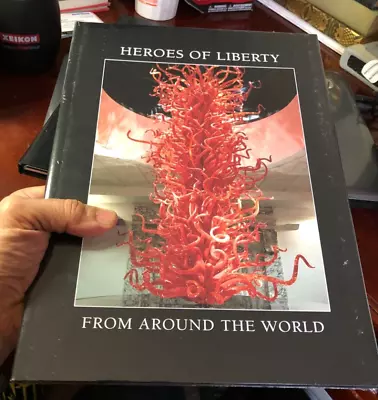 'Heroes Of Liberty From Around The World' National Liberty Museum 2003 • $67.36