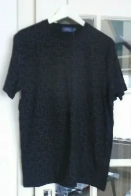 £7 • Buy New Topman  Mens  Black Short Sleeved T-Shirt  Inverted Crosses Pattern  L