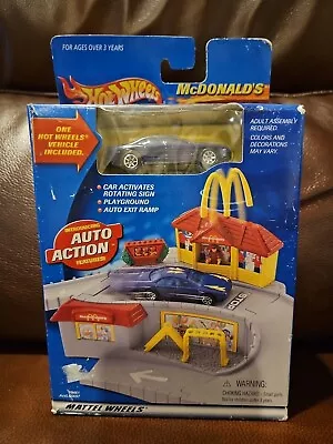 Hot Wheels McDonald's Drive Thru Fast Food Playset W Purple Car 2000 NEW • $29.99
