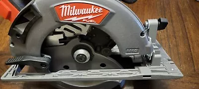 NEW Milwaukee FUEL 2732-20 M18 Circular Saw 7 1/4 Brushless 18V 18 Volt. W/Blade • $179.99