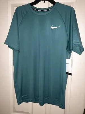 NWT Nike DRI-FIT Hydroguard Men's Large Swim Shirt Green Short Sleeve NESSA586 • $26.39