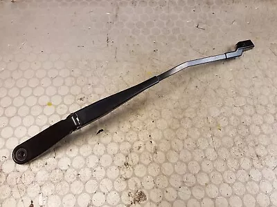 2010 Volvo V70 Mk3 Front Wiper Arm Passenger Side • $30.94