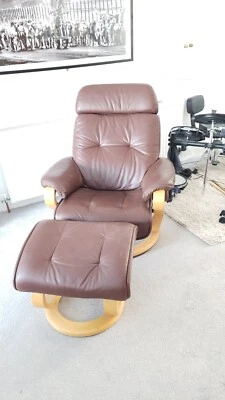 £350 • Buy Himolla Recliner Chair And Foot Stool Finely Crafted