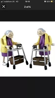 £12.99 • Buy Clockwork Wind Up RACING GRANNIES Toy Novelty Office Granny Birthday Gift Box UK