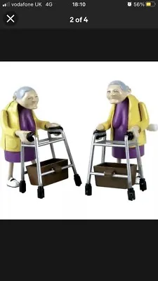 Clockwork Wind Up RACING GRANNIES Toy Novelty Office Granny Birthday Gift Box UK • £12.99