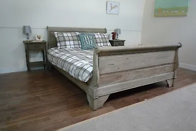 £749 • Buy French Chantilly King Size Sleigh Bed In A Weathered Oak Finish - Hand Carved 