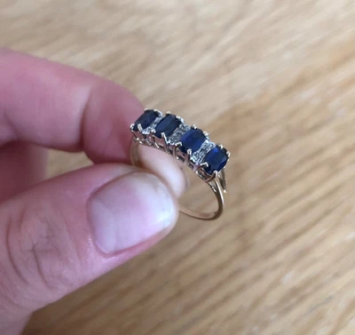 9ct Gold Oval Sapphire Ring • $200