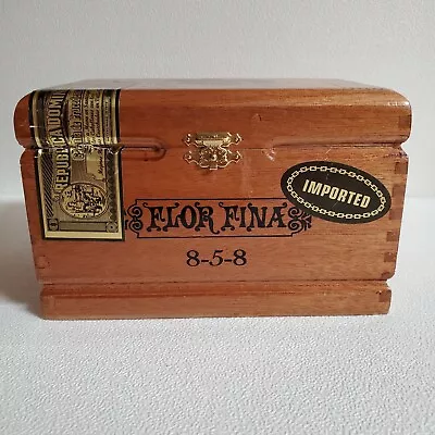 Vintage Empty A FUENTE FLOR FINA'S Wooden Cigar Box 8-5-8 Dominican Republic • $13.89