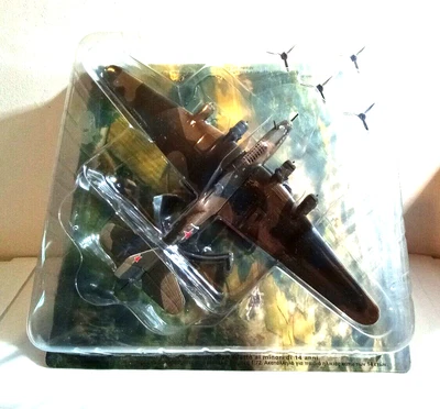 $15.28 • Buy Altaya 1:144 Scale Petlyakov Pe8 With Stand - Ussr - Factory Sealed