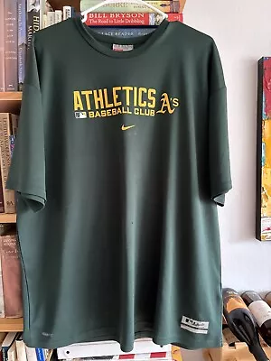Men’s Nike Oakland A’s Dry-fit Tee-Shirt XL • $15