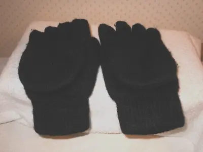 Thinsulate Insulation 40 Gram Fingerless Gloves W/Mitten Cover Med/Large Black • $13.79