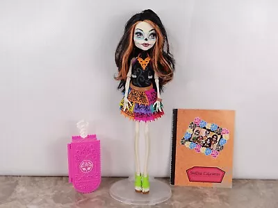 Monster High Skelita Calaveras Scaris City Of Frights Doll Diary Luggage • $55