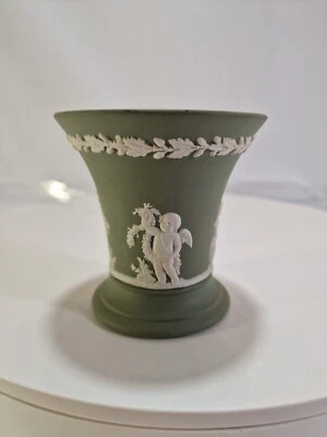 $19 • Buy Vintage Green Wedgwood Jasperware Cherub Pottery Vase 3.5 