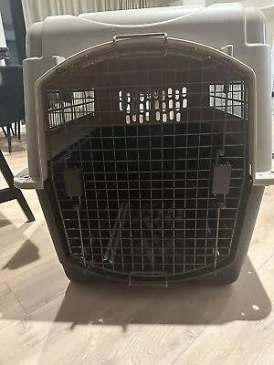 Ultra Vari Kennel 40 Inches • £90