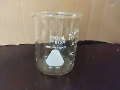 Vintage Pyrex 250 Ml Griffen Glass Beaker Graduated No. 1005  Germany Corning • $5