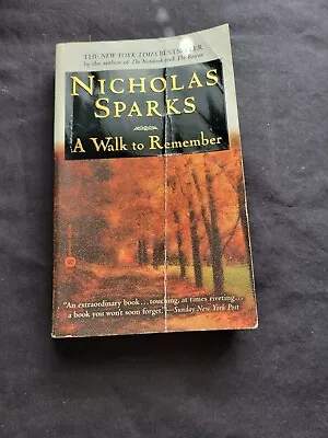 A Walk To Remember By Nicholas Sparks Paperback Bestseller • $2.99