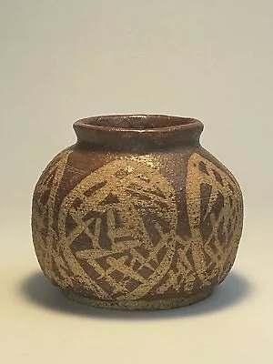 Vintage Pottery Vase • $15